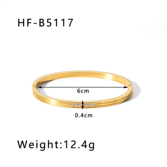 ✨ 18K Gold Plated Luxurious Bangle ✨
