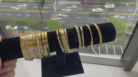 18K Gold Plated Stainless Steel Bangles – Elegant Women’s Jewelry